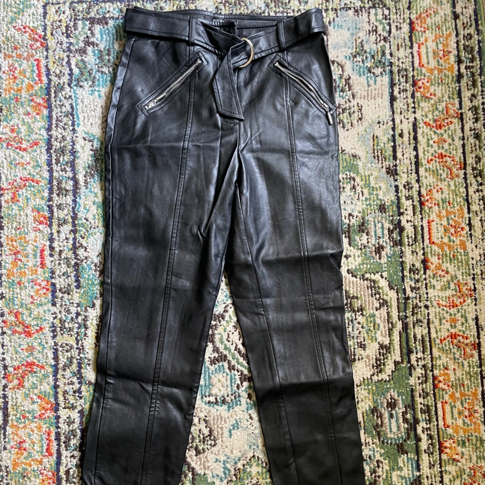 Guess leather pants with leather waist belt skinny size 2